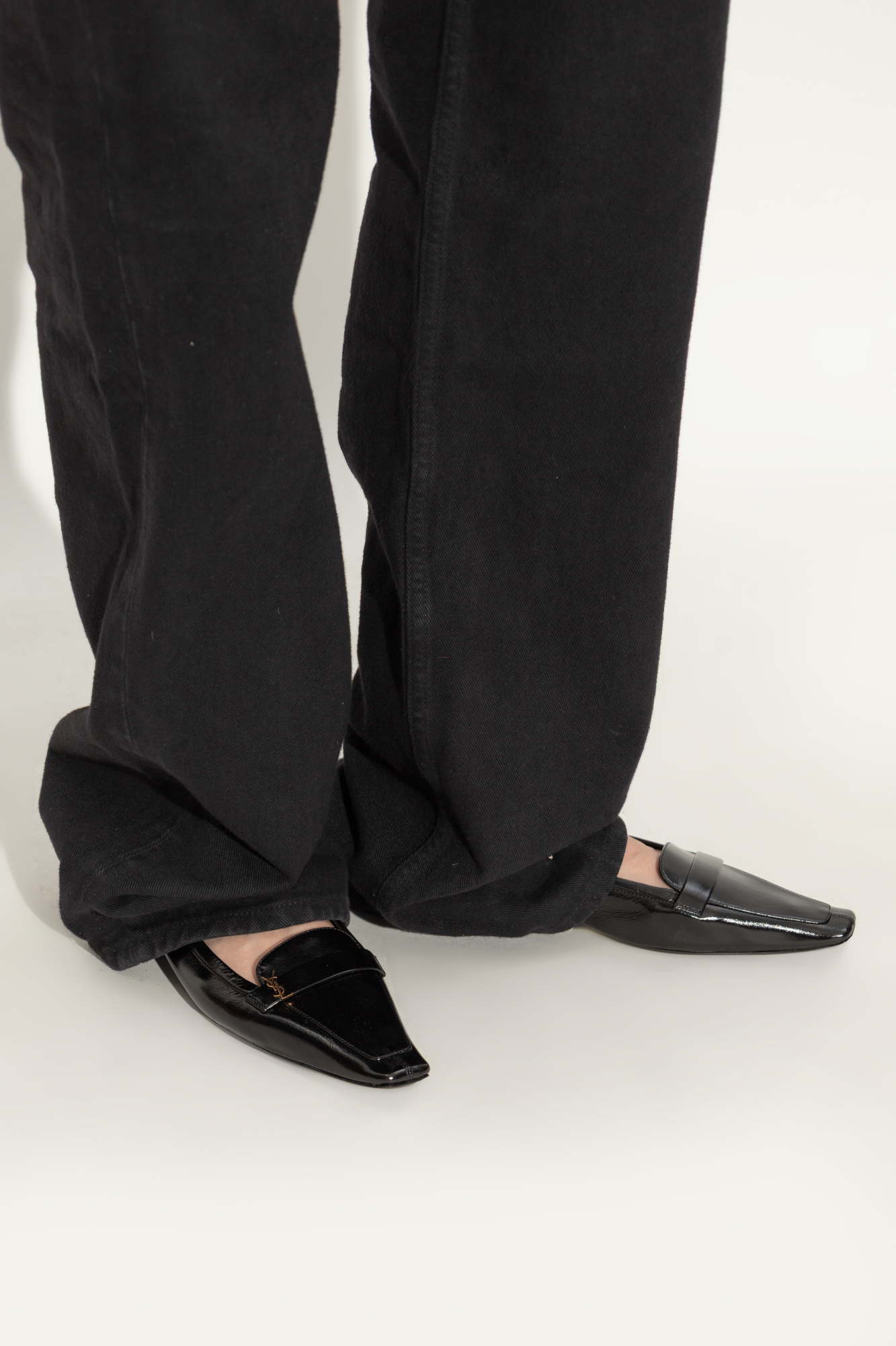 【関税＆送料込み】Saint Laurent Poppy Ballerinas Poppy crêpe satin ballet flats in black - Saint Laurent